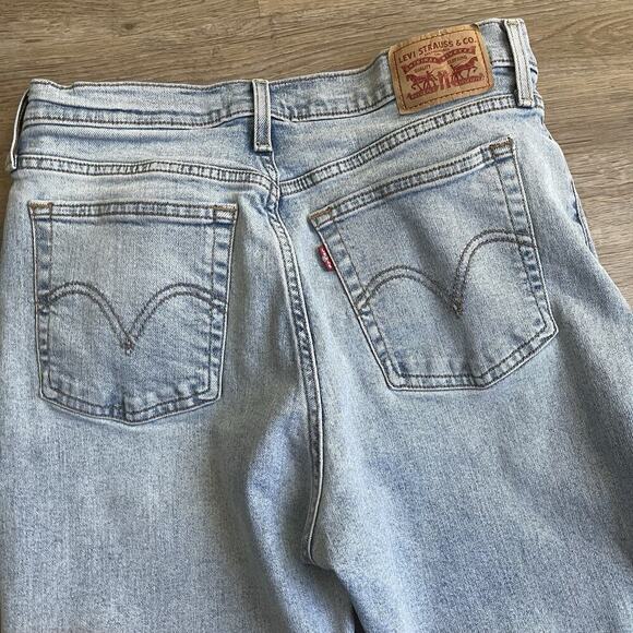 Levi’s Wedgie Straight Jeans Button Fly High Rise Distressed Size 31 - Picture 4 of 7